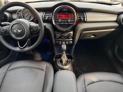 2016 MINI HARDTOP 4 DOOR Base