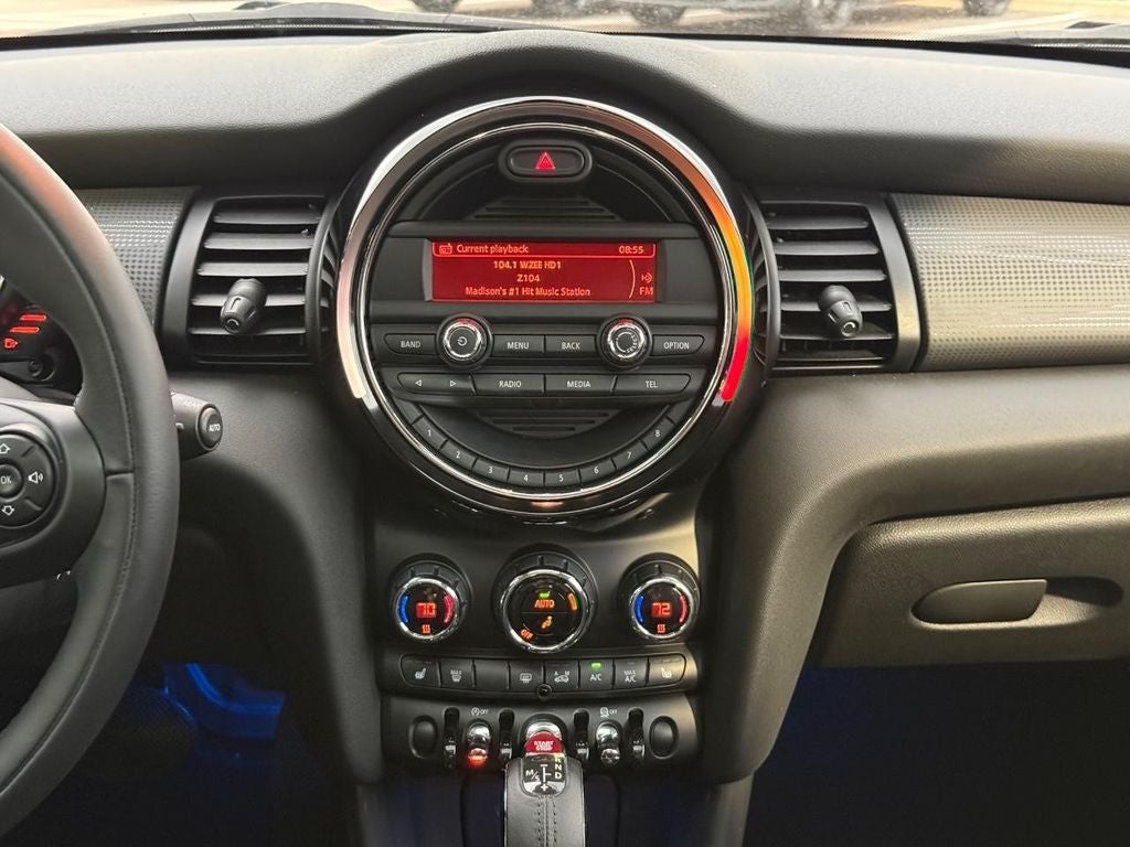 2016 MINI HARDTOP 4 DOOR Base