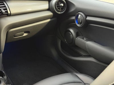 2016 MINI HARDTOP 4 DOOR Base