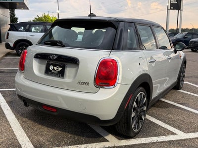 2016 MINI HARDTOP 4 DOOR Base
