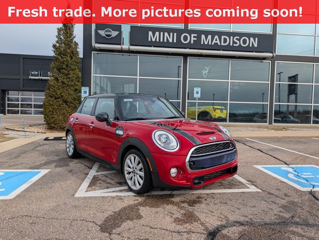 2015 MINI HARDTOP 4 DOOR Base