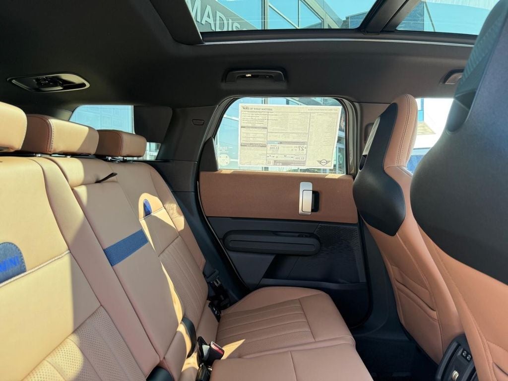 2027 MINI COUNTRYMAN ICONIC