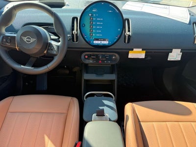 2027 MINI COUNTRYMAN ICONIC