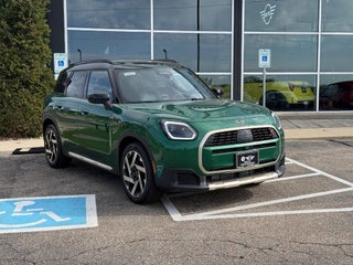 2025 MINI COUNTRYMAN Iconic