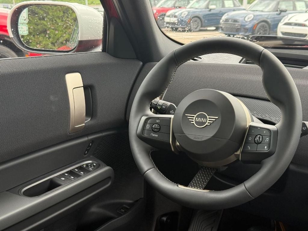 2027 MINI COUNTRYMAN SIGNATURE PLUS
