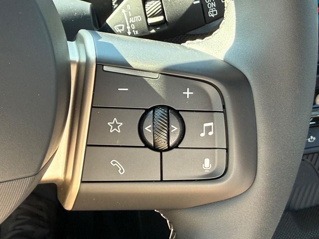 2027 MINI COUNTRYMAN SIGNATURE PLUS