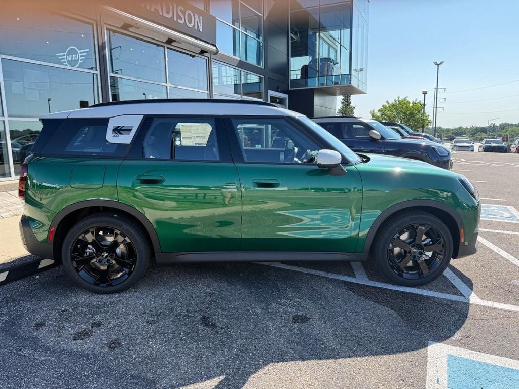 2027 MINI COUNTRYMAN SIGNATURE PLUS