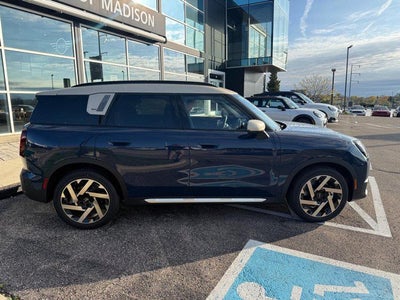 2027 MINI COUNTRYMAN ICONIC