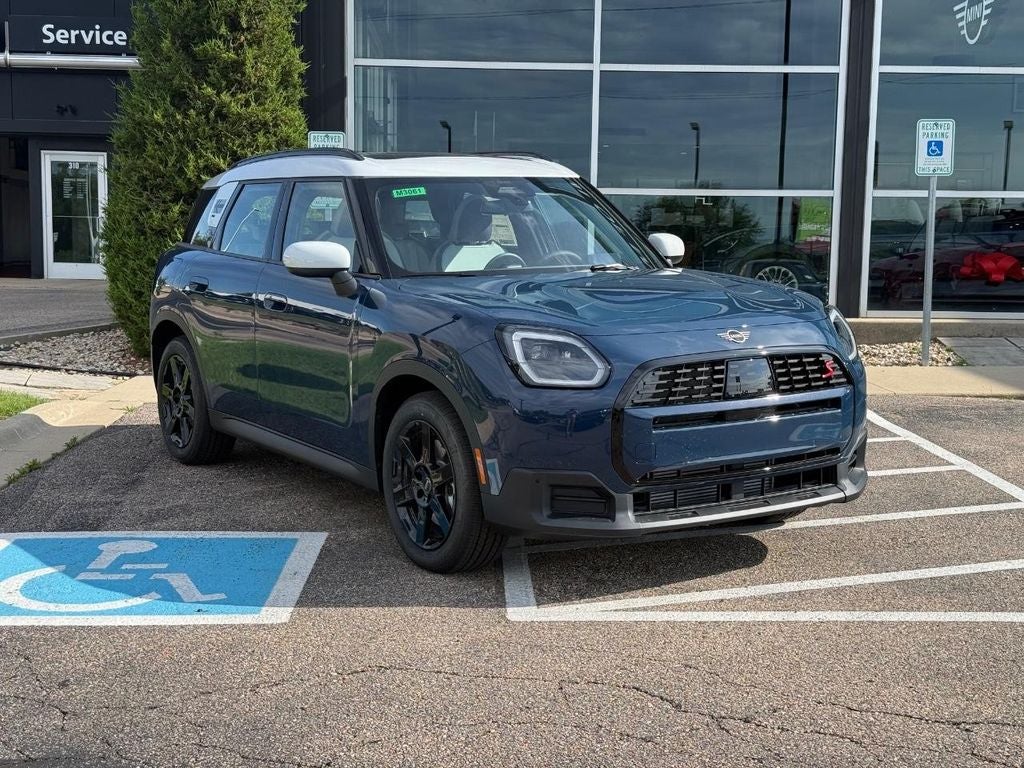 2027 MINI COUNTRYMAN SIGNATURE PLUS