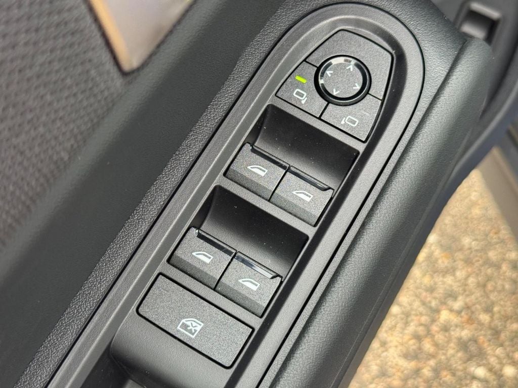 2027 MINI COUNTRYMAN Base