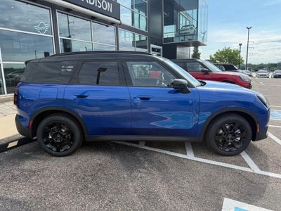 2027 MINI COUNTRYMAN Base