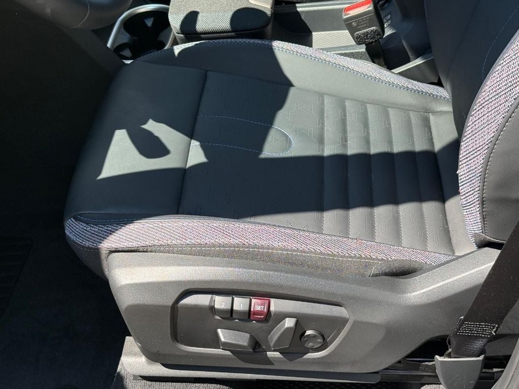 2025 MINI COUNTRYMAN Signature Plus