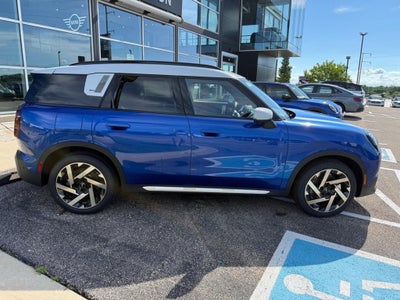 2027 MINI COUNTRYMAN ICONIC