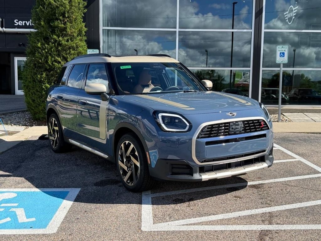 2027 MINI Countryman S ALL4's photo