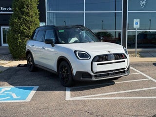 2027 MINI COUNTRYMAN Base