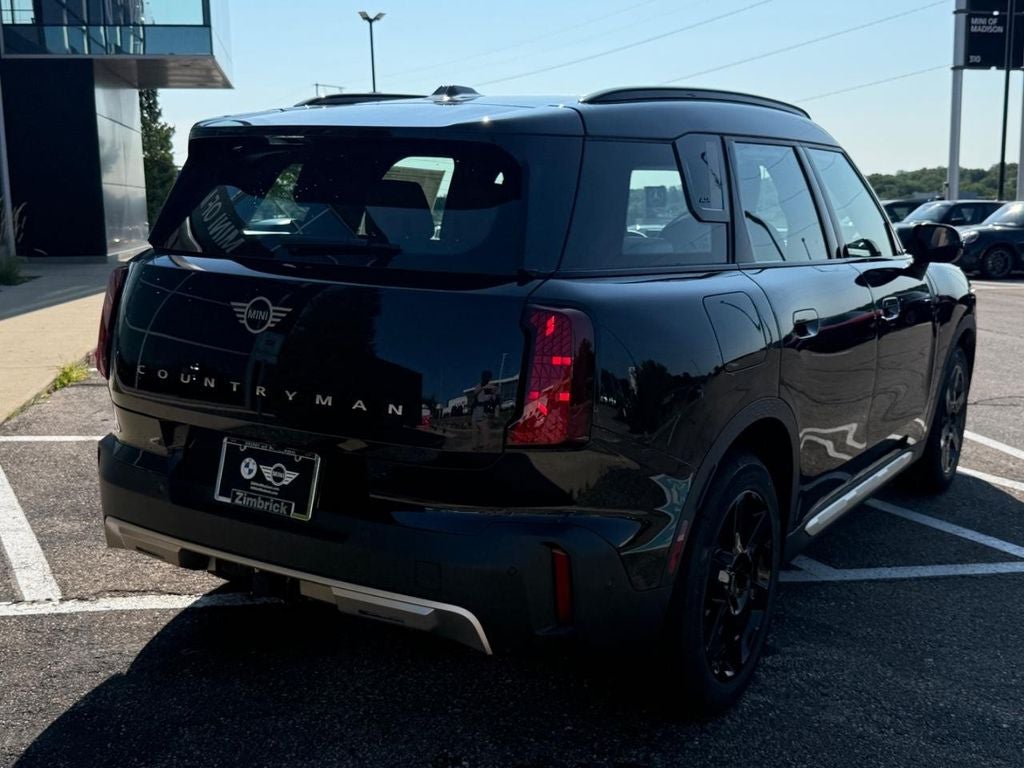 2027 MINI COUNTRYMAN SIGNATURE PLUS