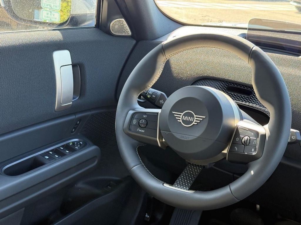 2027 MINI COUNTRYMAN ICONIC