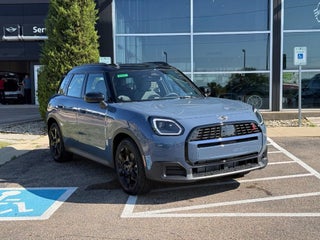 2027 MINI COUNTRYMAN SIGNATURE PLUS