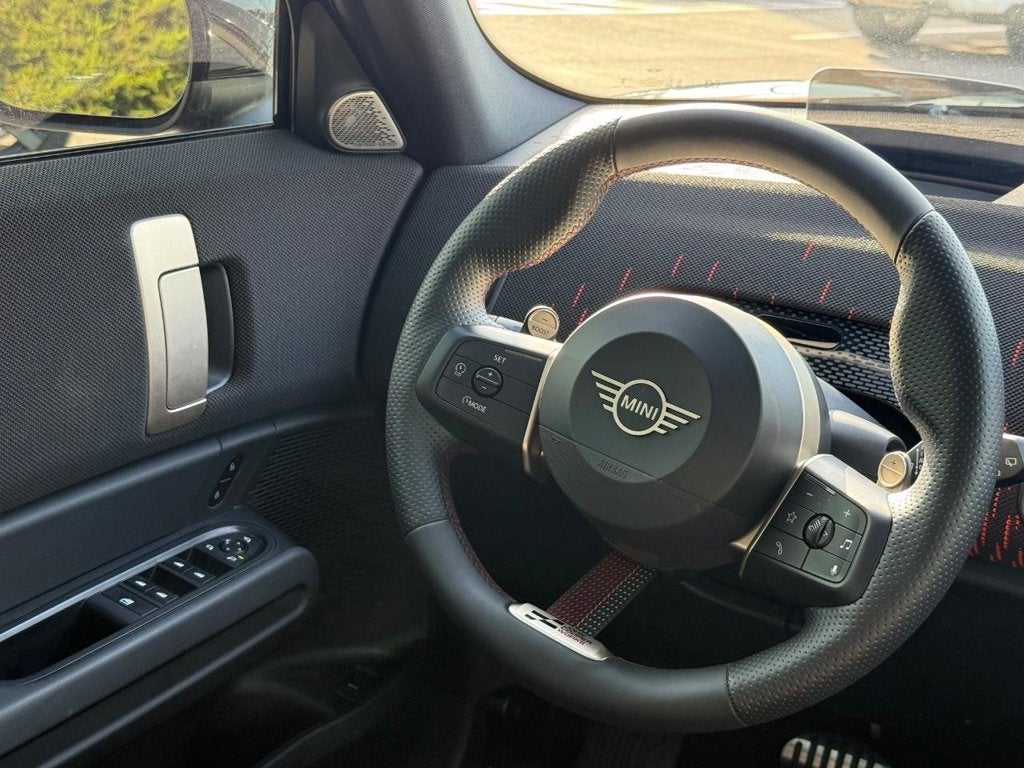 2025 MINI COUNTRYMAN Iconic