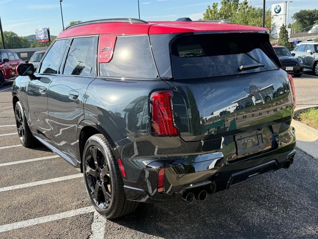 2025 MINI COUNTRYMAN Iconic