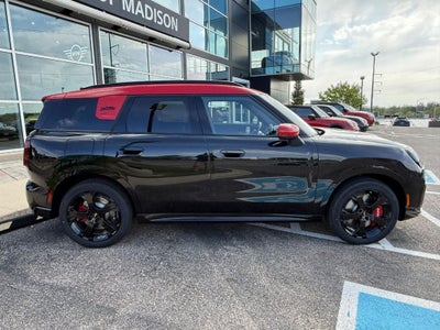 2027 MINI COUNTRYMAN ICONIC