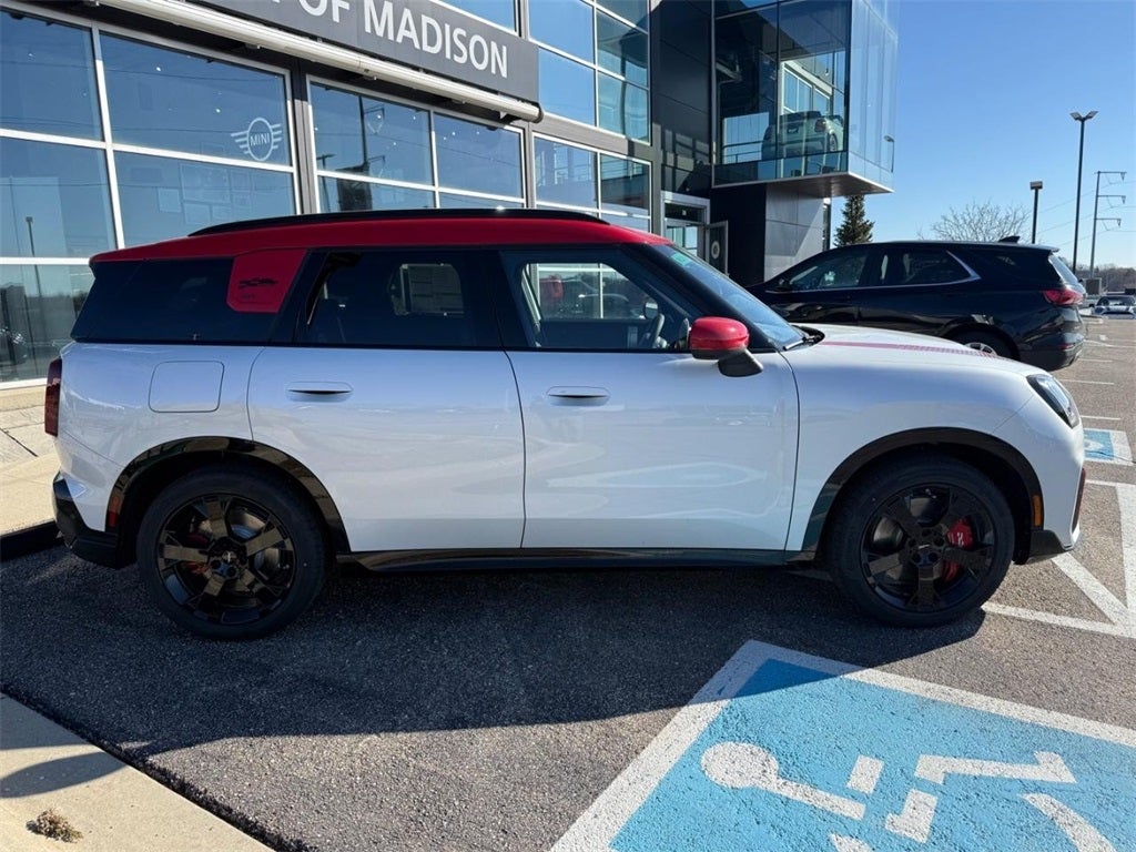 2026 MINI COUNTRYMAN ICONIC