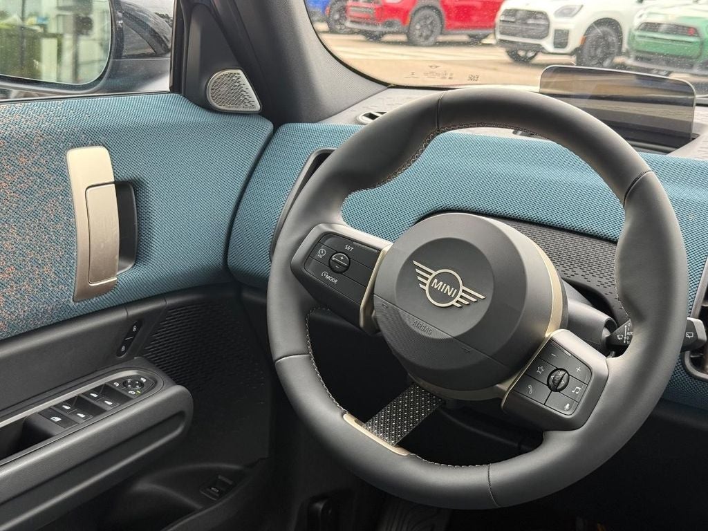 2025 MINI COUNTRYMAN Iconic