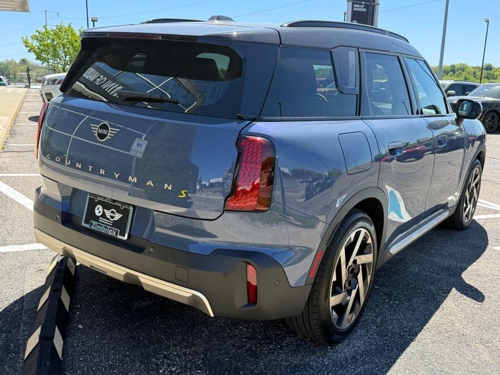 2025 MINI COUNTRYMAN Iconic