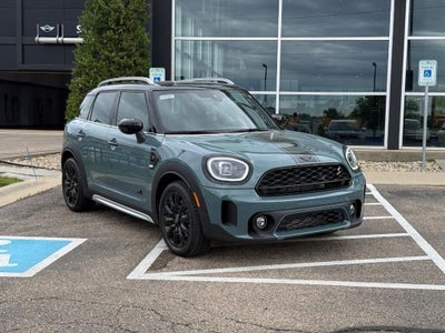 2024 MINI COUNTRYMAN Signature