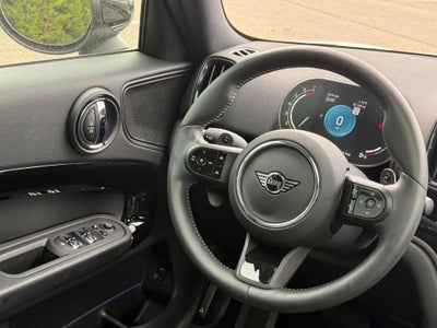 2024 MINI COUNTRYMAN Signature