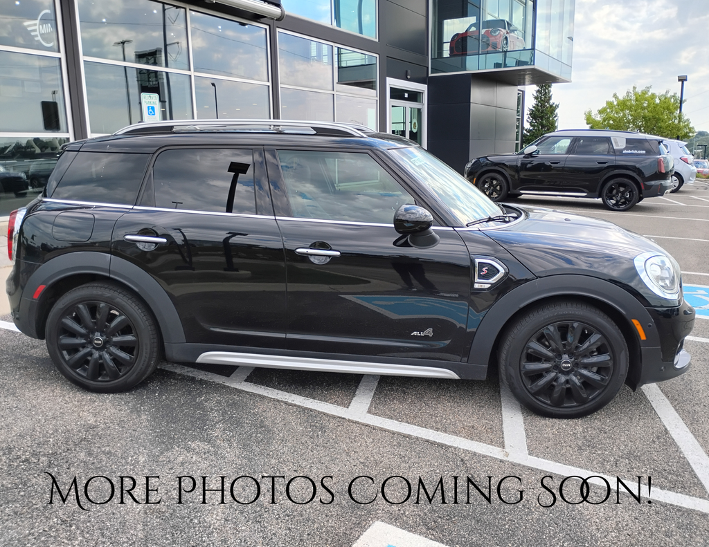 2018 MINI COUNTRYMAN Base