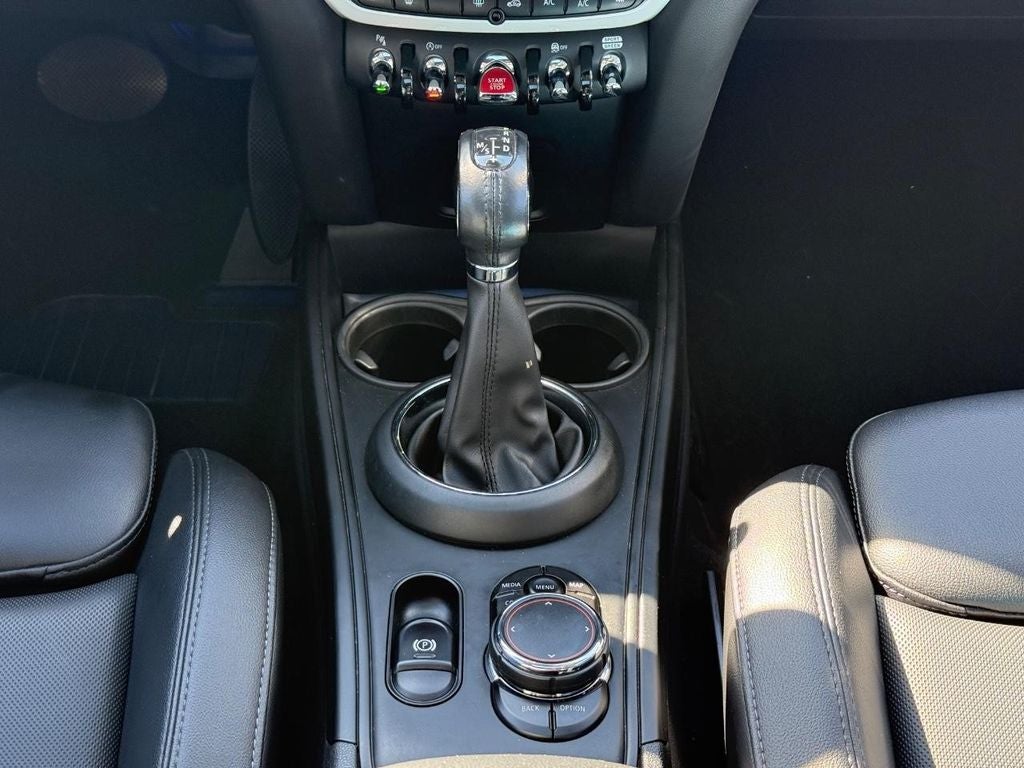 2018 MINI COUNTRYMAN Base