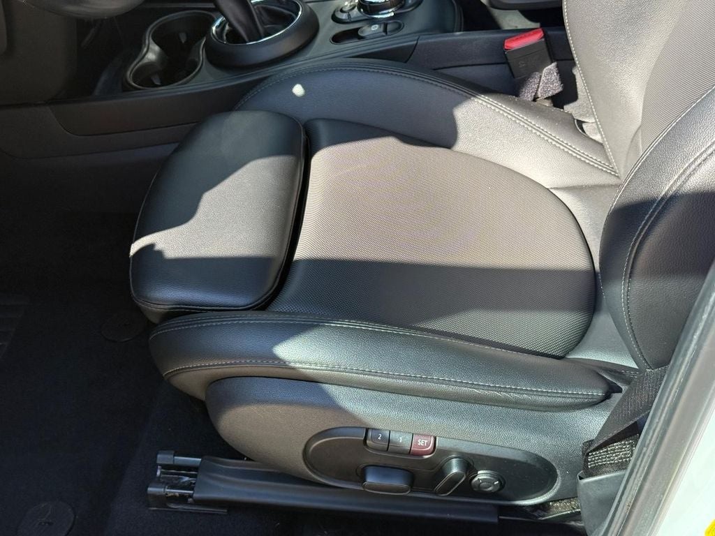 2018 MINI COUNTRYMAN Base
