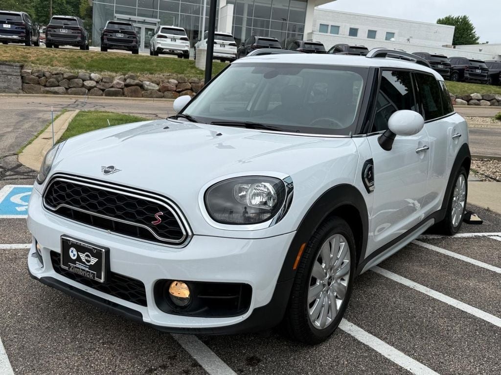 2019 MINI COUNTRYMAN CLASSIC