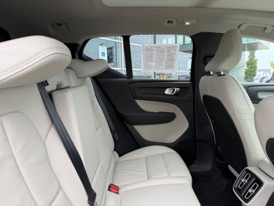 2023 Volvo XC40 Ultimate